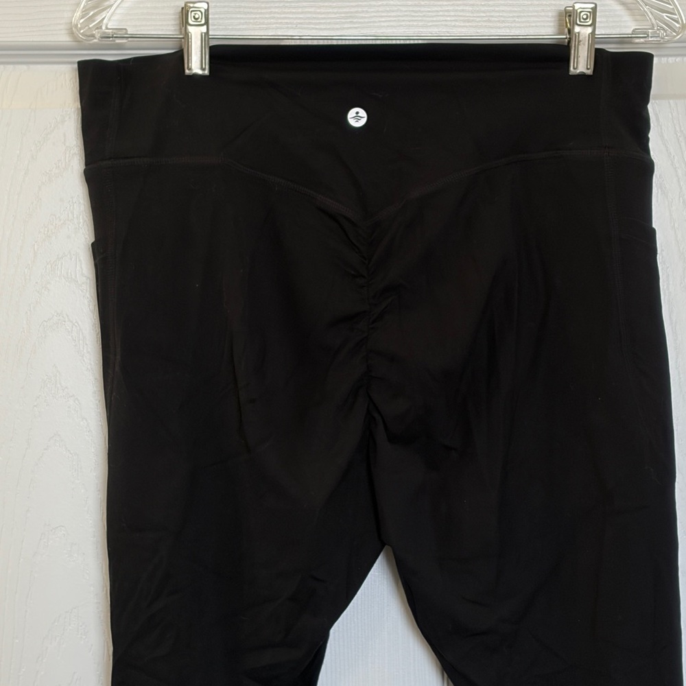 HALARA UltraSculpt Butt Lifting Black Leggings